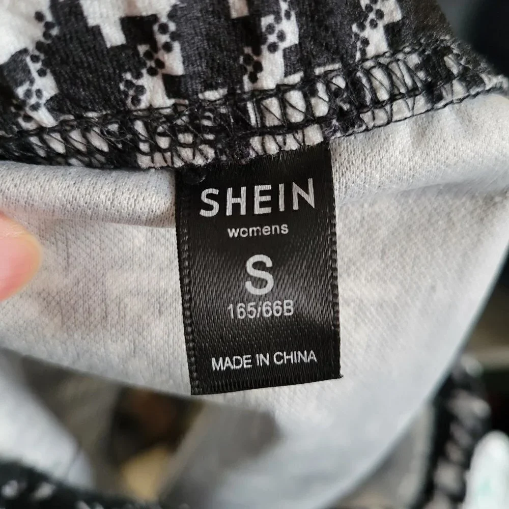 Shein Black and White Checkered Striped Plaid Elastic Waist Pull On Mini Skirt S